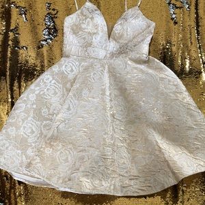 Size 8 Camille La Vie dress